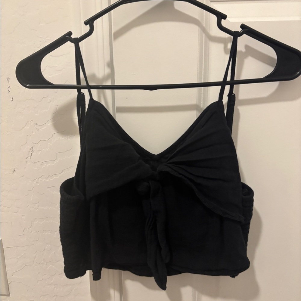 Aerie Tie Front Top. Size L but fits a S/M
